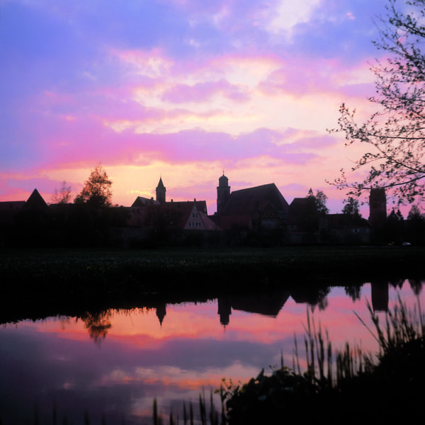 Aufnahme der Stadt Dinkelsbühl im Abendlicht