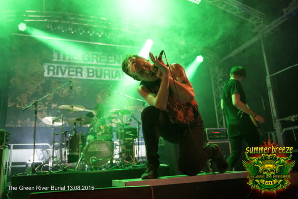 00.15 (CS) THE GREEN RIVER BURIAL
