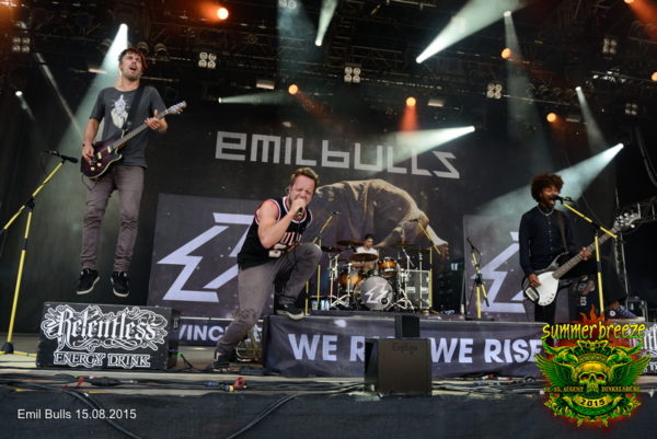 15.10 (PS) EMIL BULLS