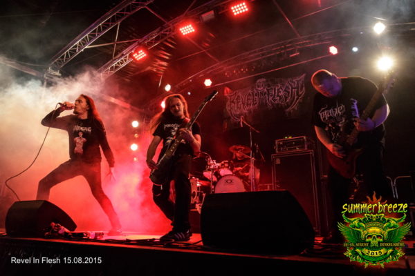 21.15 (CS) REVEL IN FLESH