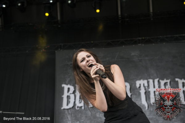 12.40 (MS) BEYOND THE BLACK