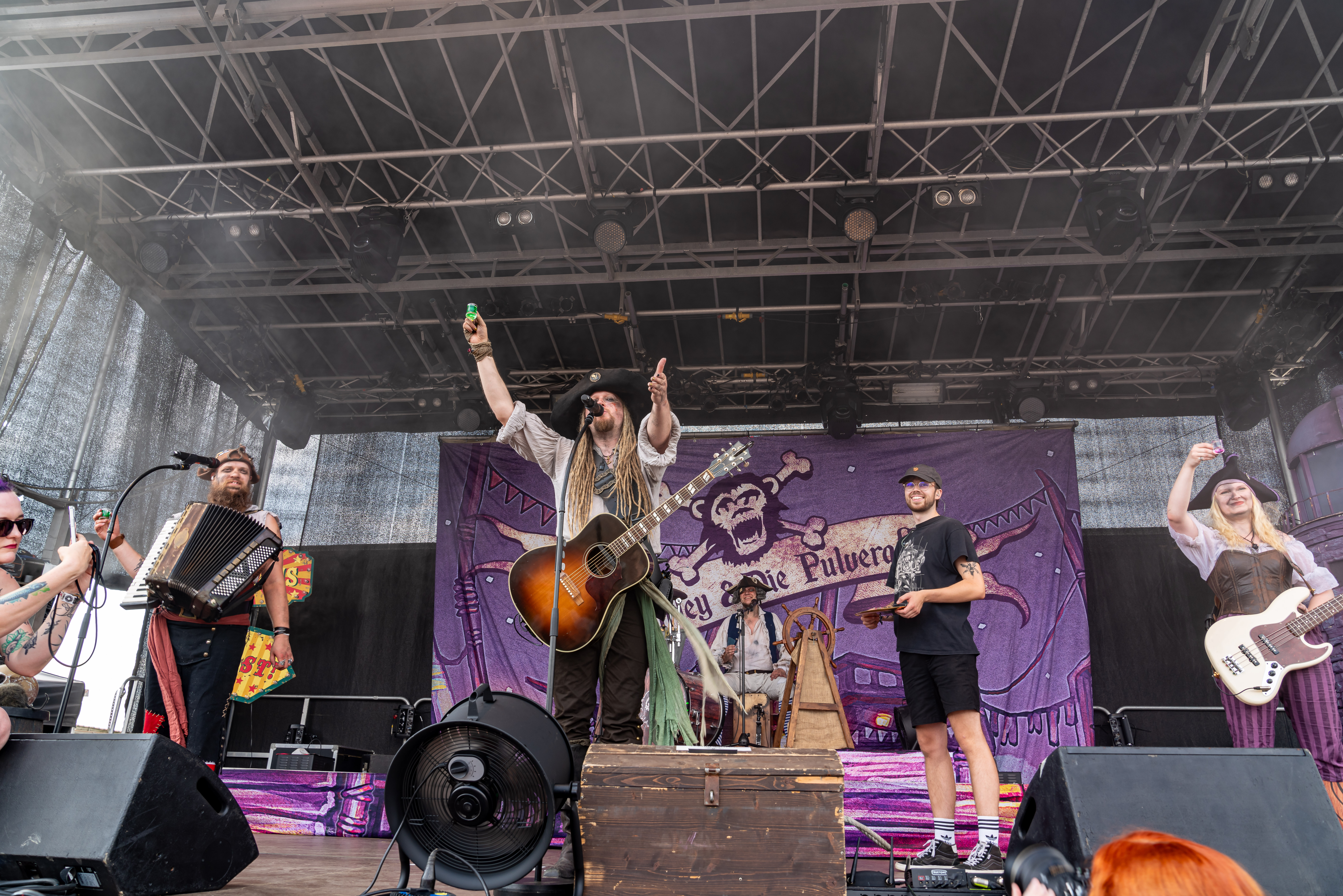 Mr. Hurley und die Pulveraffen 16.08.2024