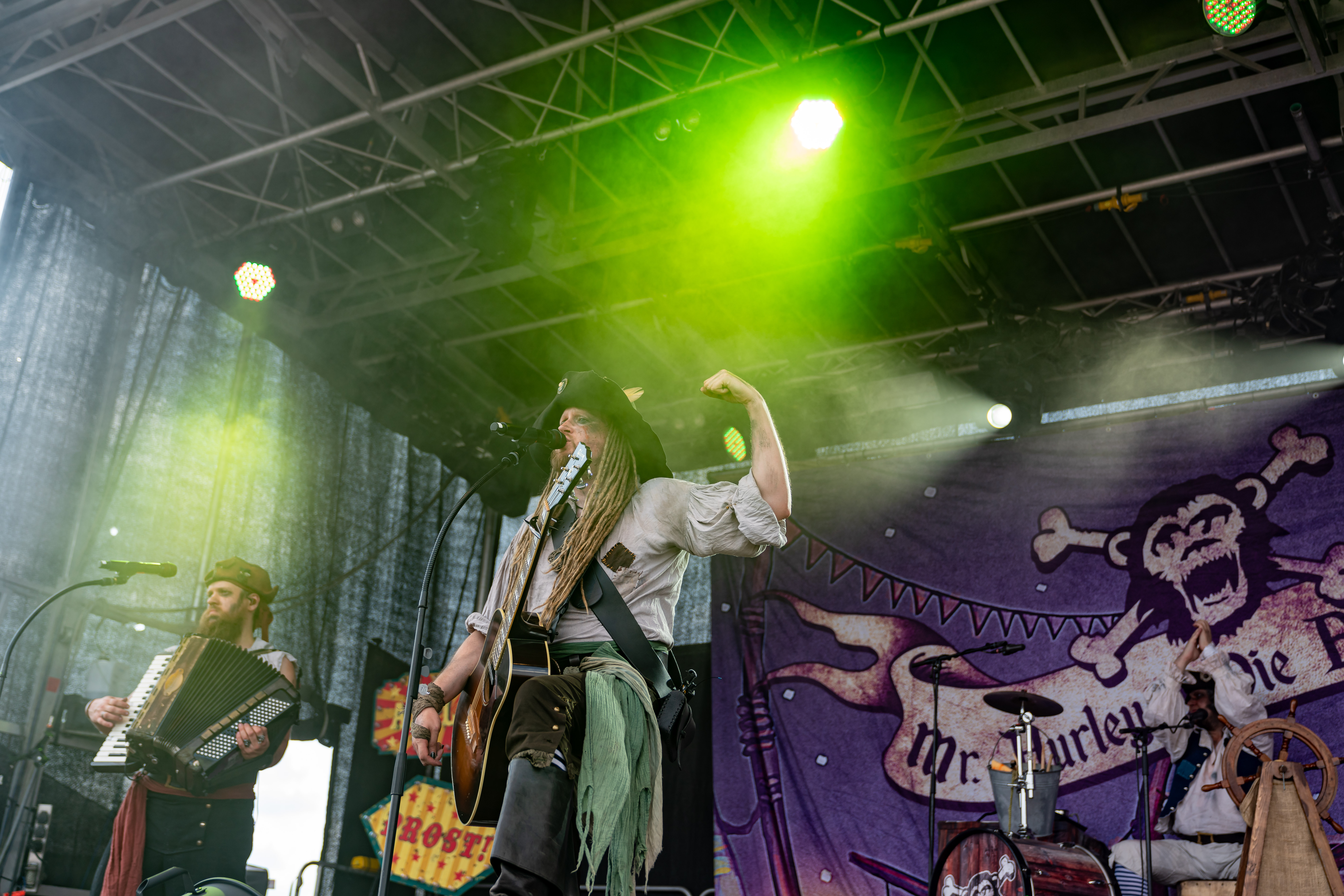 Mr. Hurley und die Pulveraffen 16.08.2024