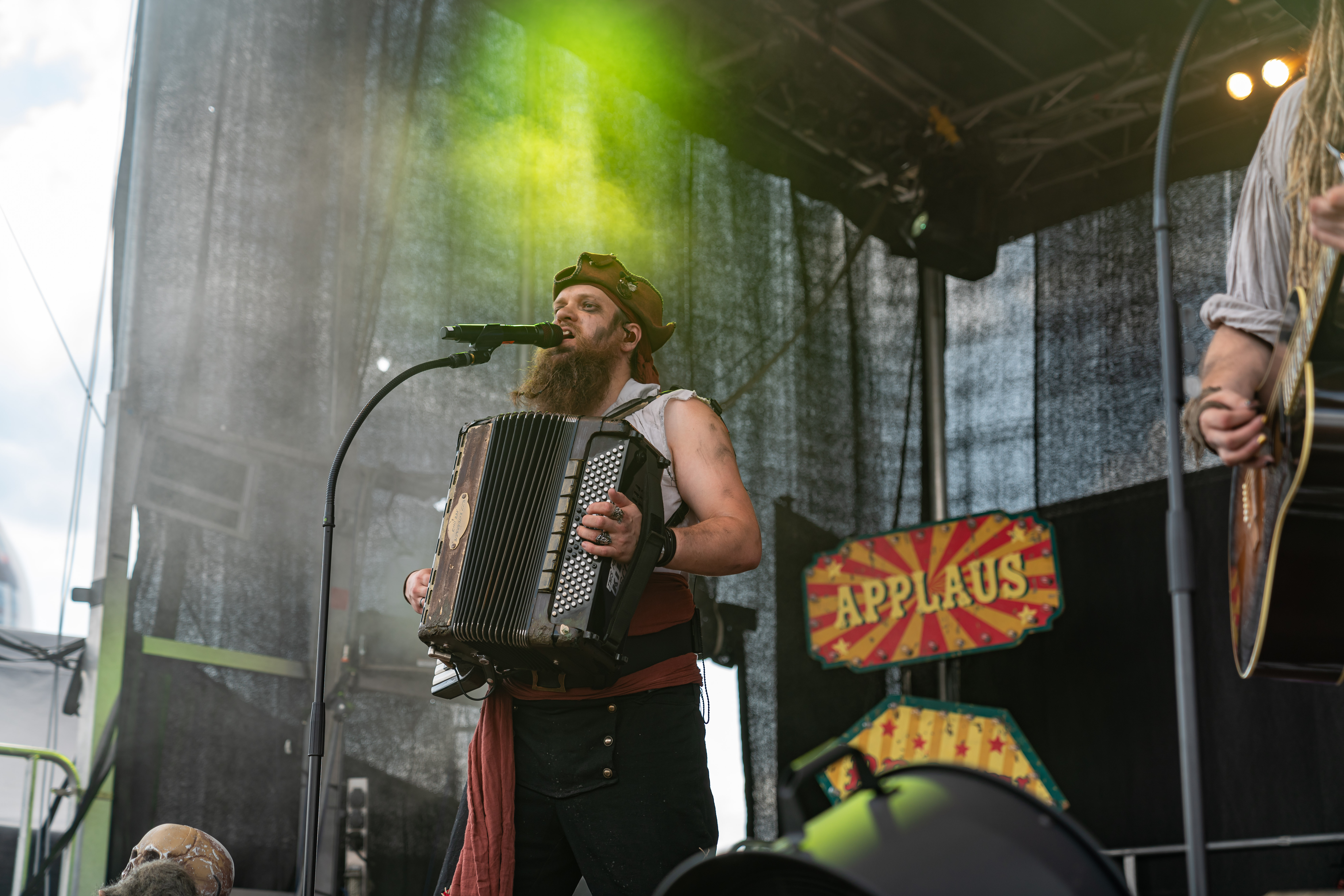 Mr. Hurley und die Pulveraffen 16.08.2024