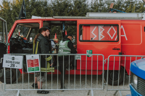 Impression der Besuchenden beim Summer Breeze 2025 bei der Anreise