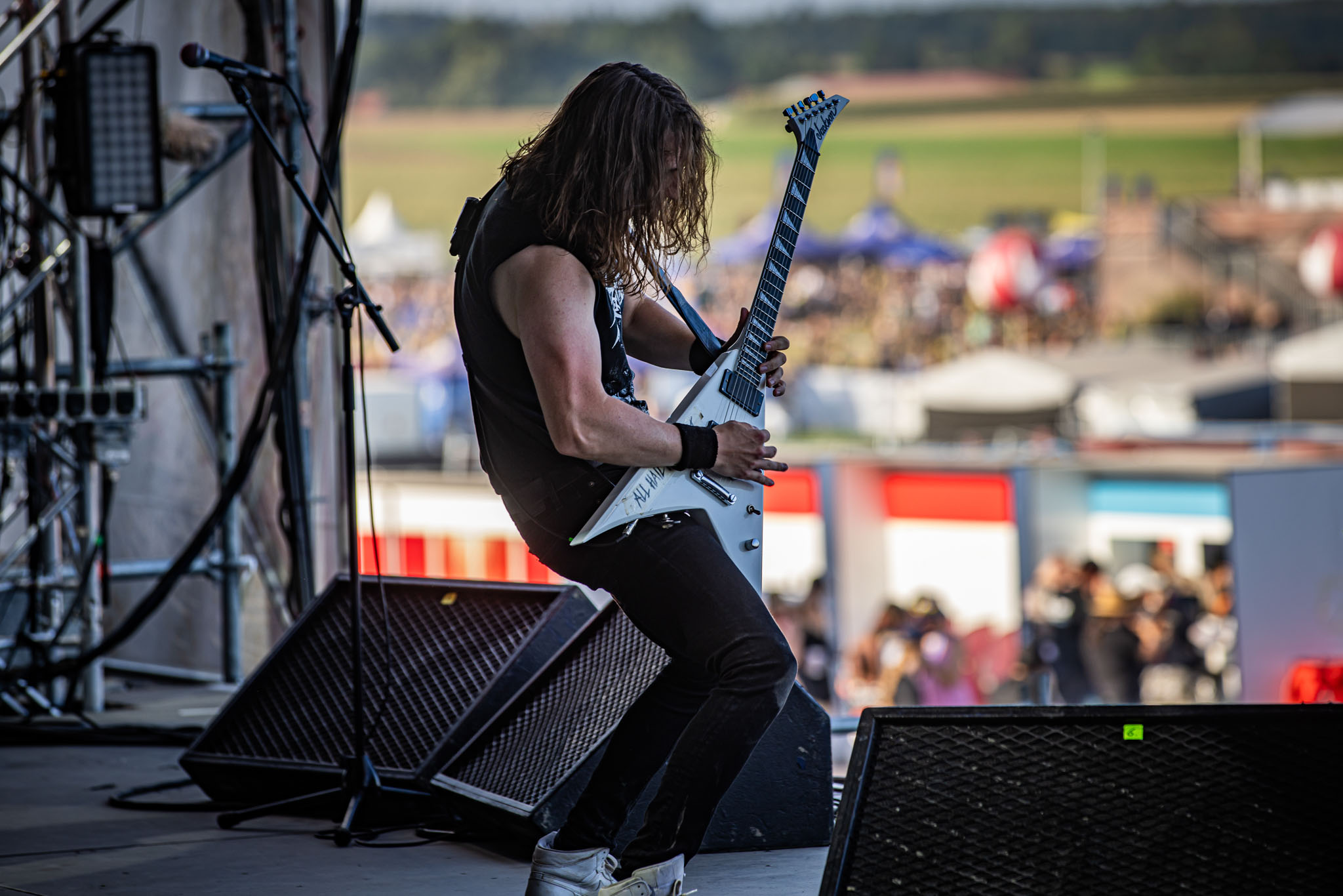 Bild vom Liveauftritt der Band Hellripper beim Summer Breeze 2025