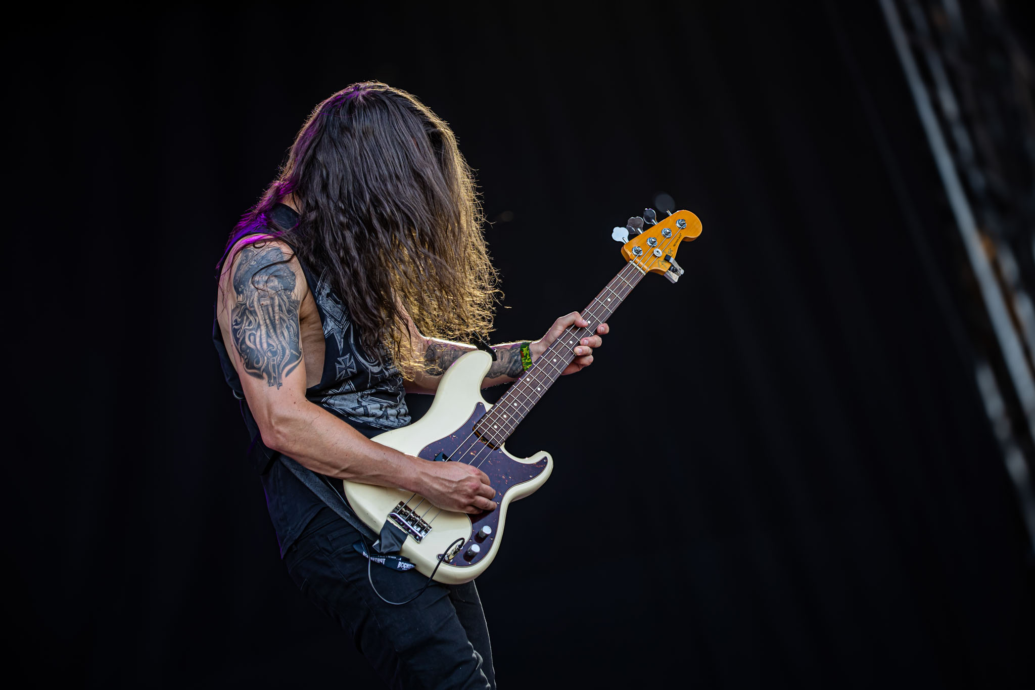 Bild vom Liveauftritt der Band Hellripper beim Summer Breeze 2025