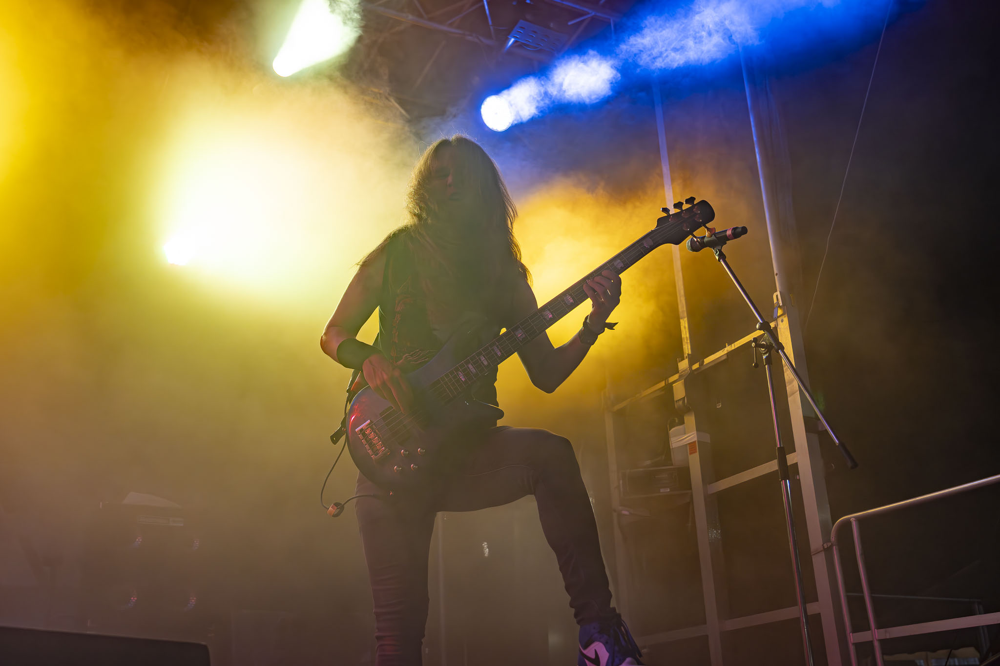 ild vom Liveauftritt der Band Space Chaser beim Summer Breeze 2025