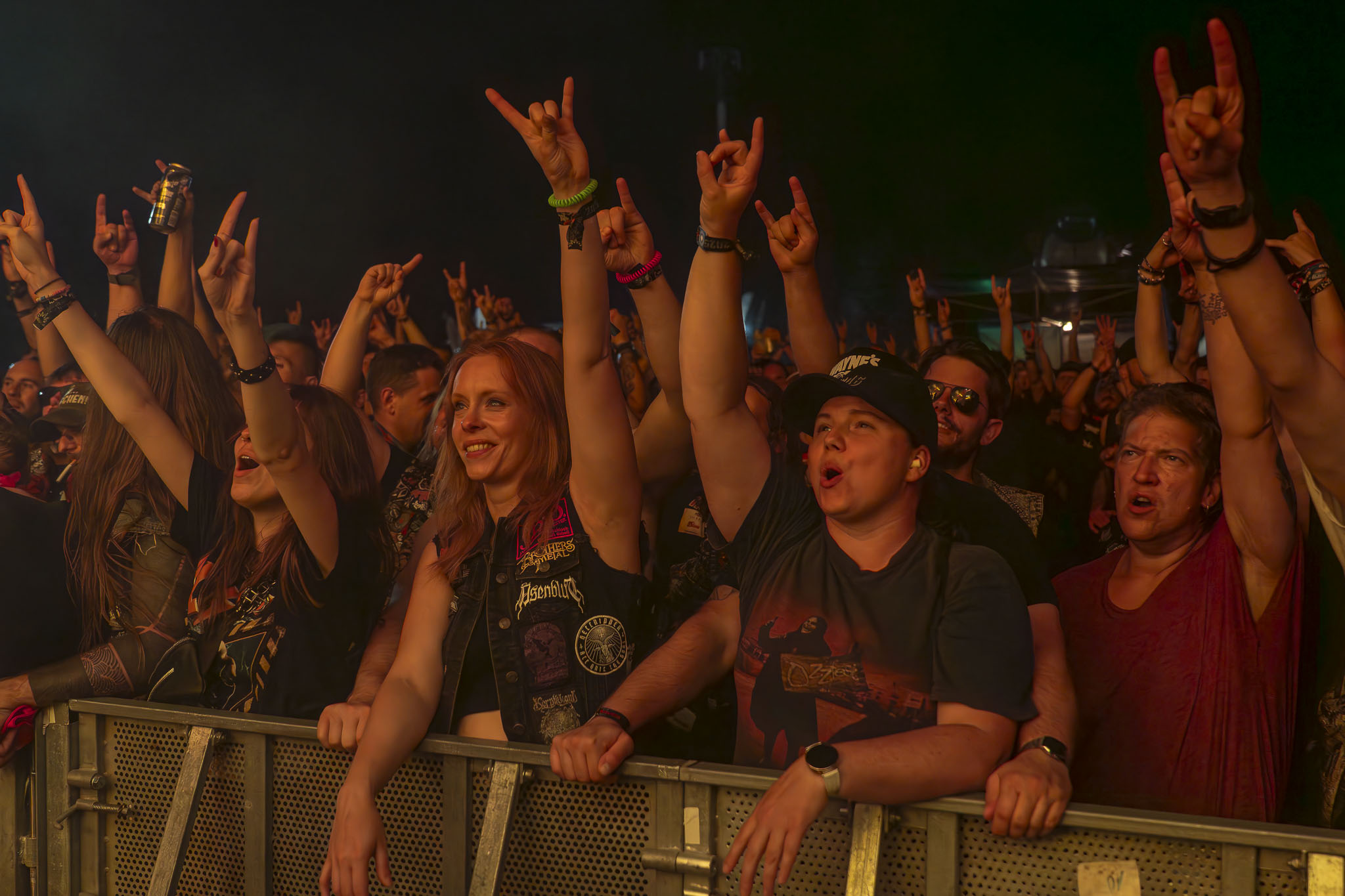 ild vom Liveauftritt der Band Space Chaser beim Summer Breeze 2025