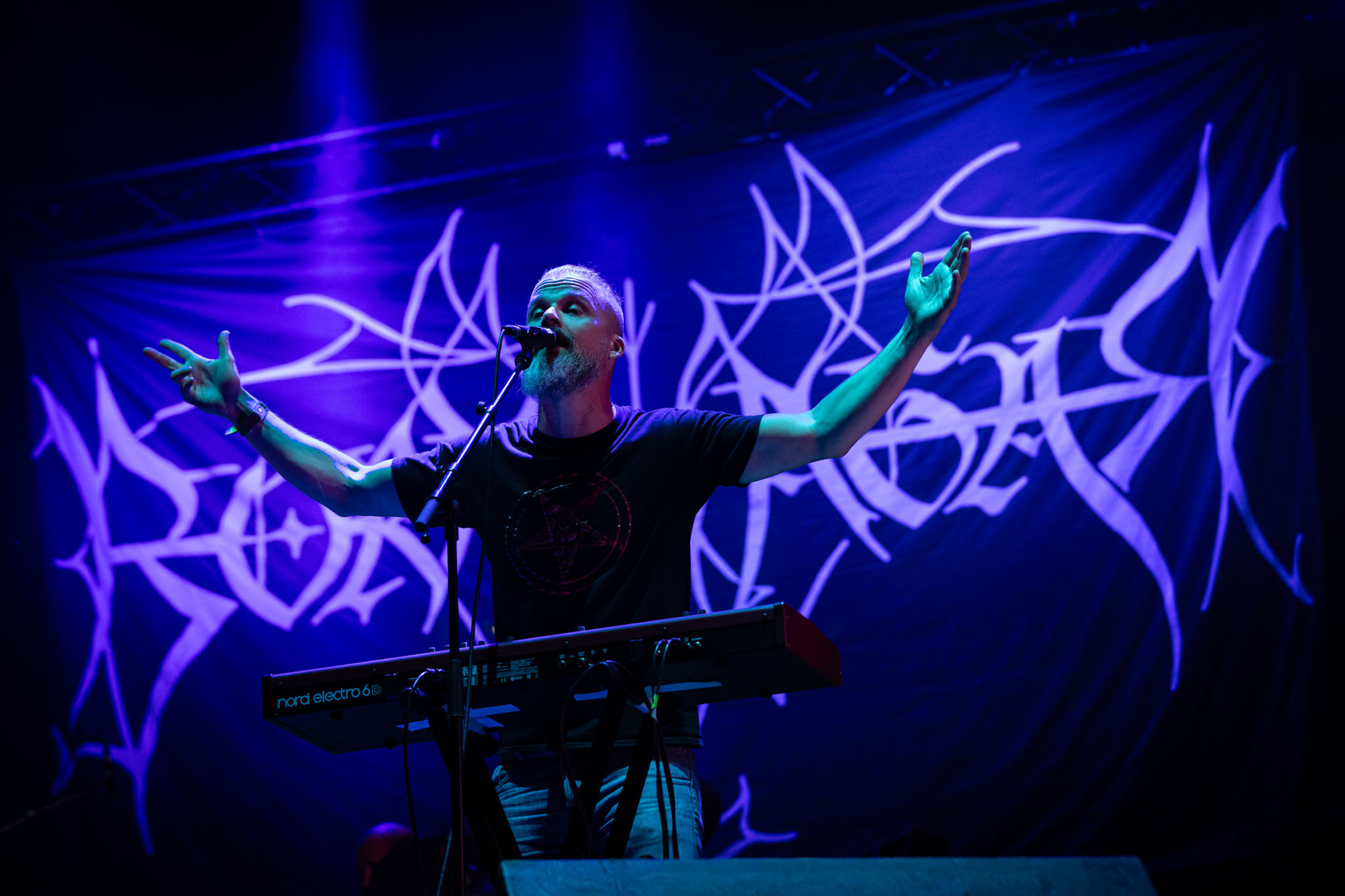 Bild vom Liveauftritt der Band Borknagar beim Summer Breeze 2025