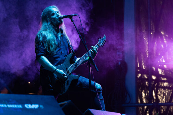 Bild vom Liveauftritt der Band Borknagar beim Summer Breeze 2025