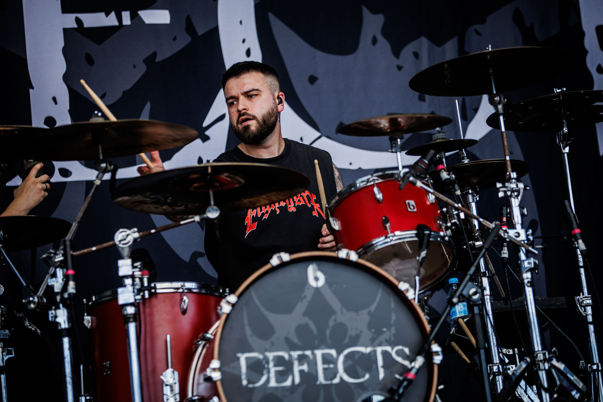 Bild vom Liveauftritt der Band Defects beim Summer Breeze 2025