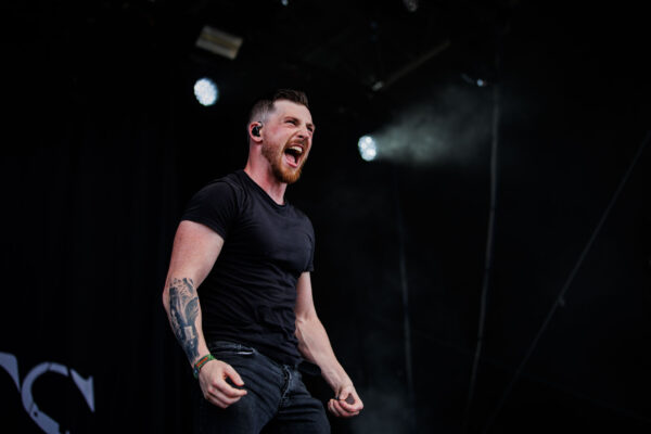 Bild vom Liveauftritt der Band Defects beim Summer Breeze 2025