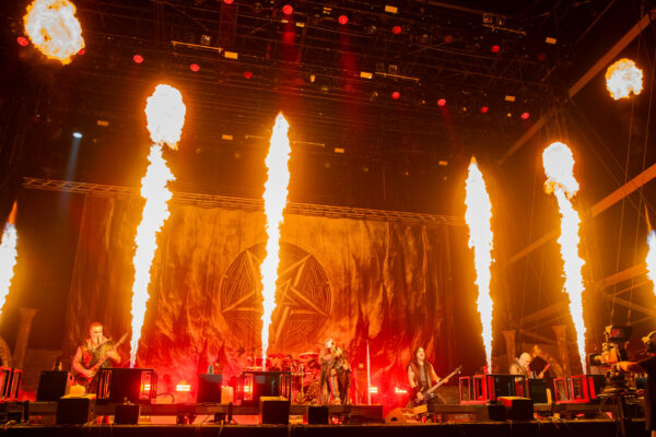 Bild vom Liveauftritt der Band Dimmu Borgir beim Summer Breeze 2025
