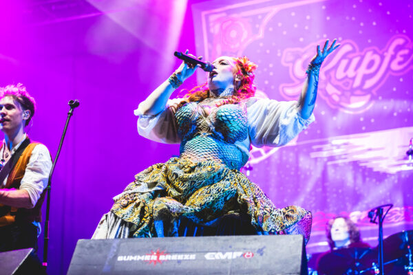 Bild vom Liveauftritt der Band Kupfergold beim Summer Breeze 2025
