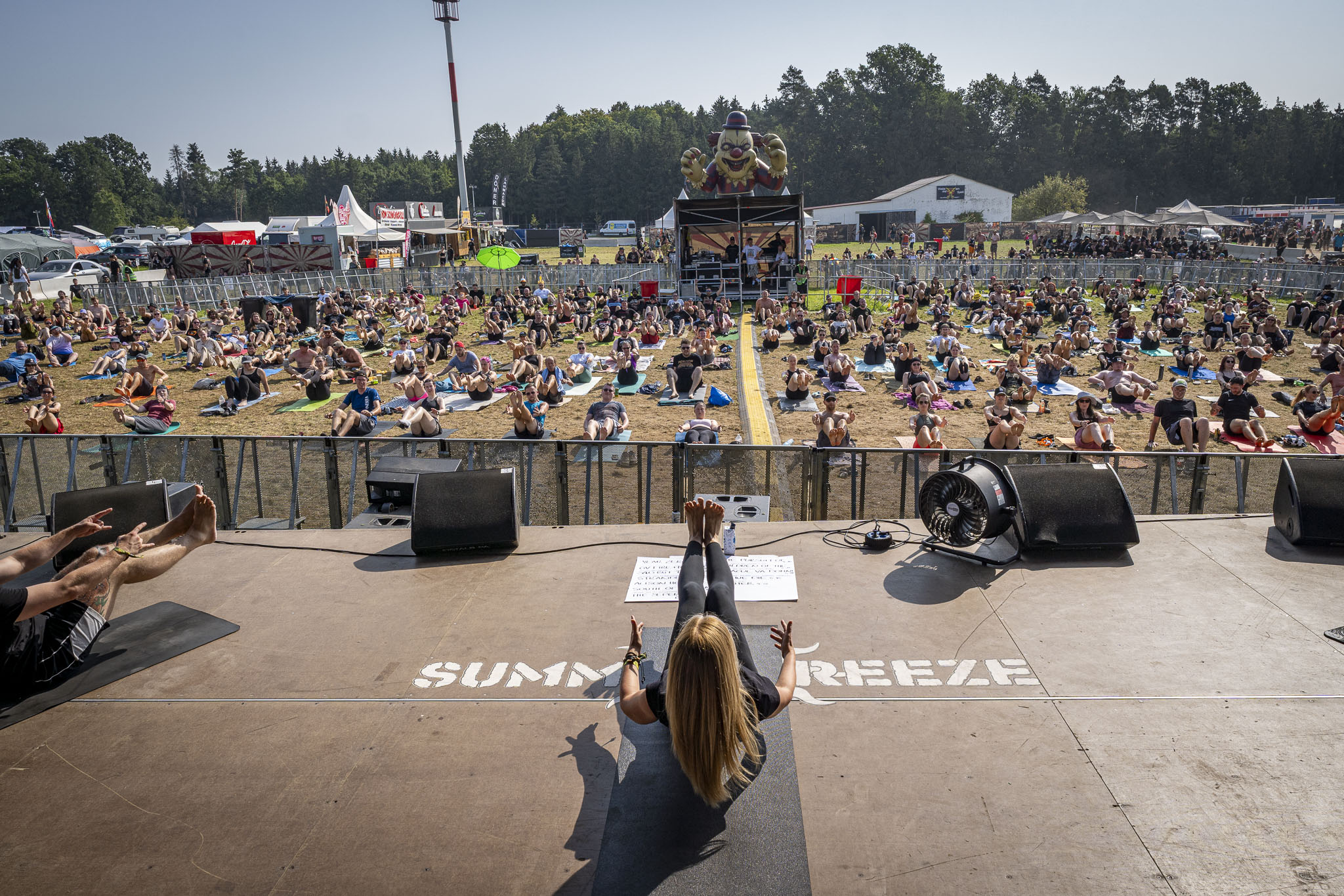Bild vom Metal Yoga auf dem Summer Breeze 2025