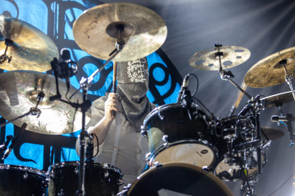 Bild vom Liveauftritt der Band VRTX beim Summer Breeze 2025