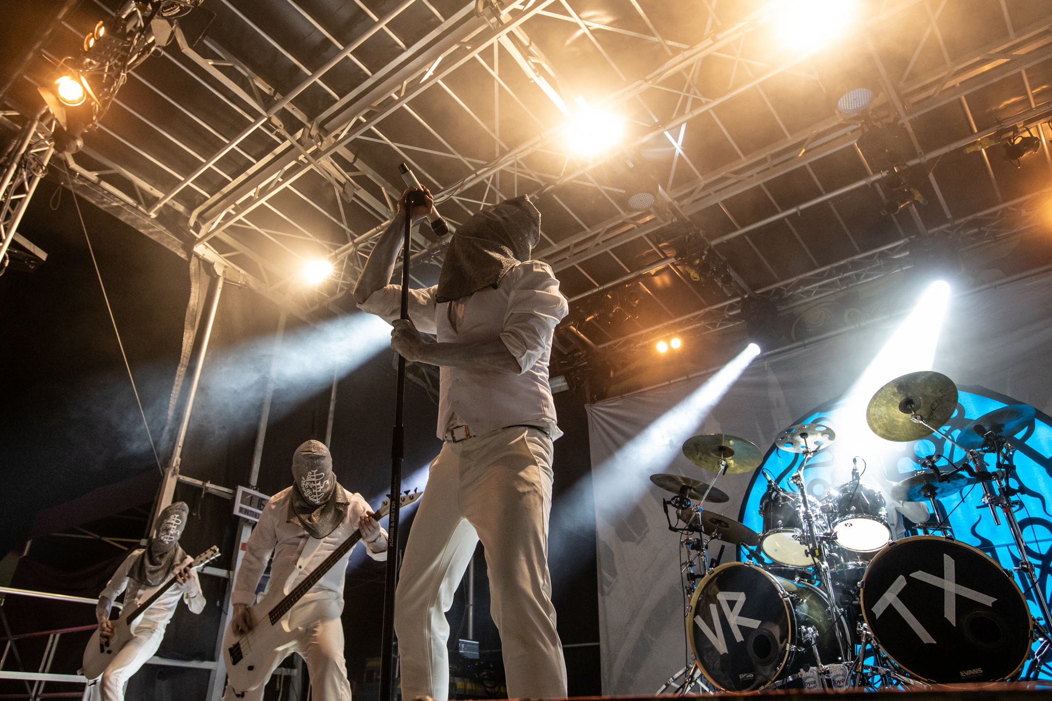 Bild vom Liveauftritt der Band VRTX beim Summer Breeze 2025