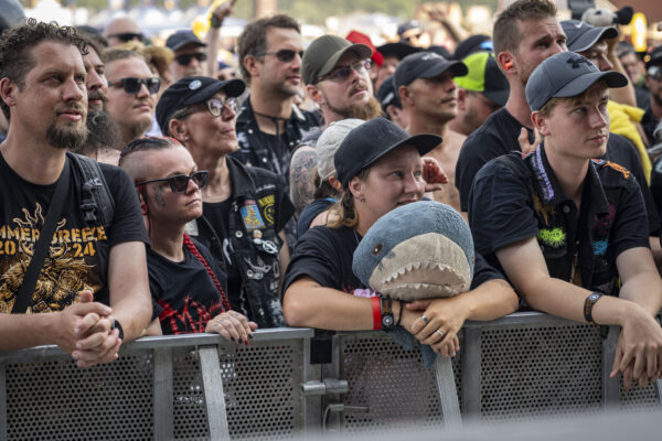 Impression des Publikums beim Summer Breeze 2025 bei einem Livekonzert