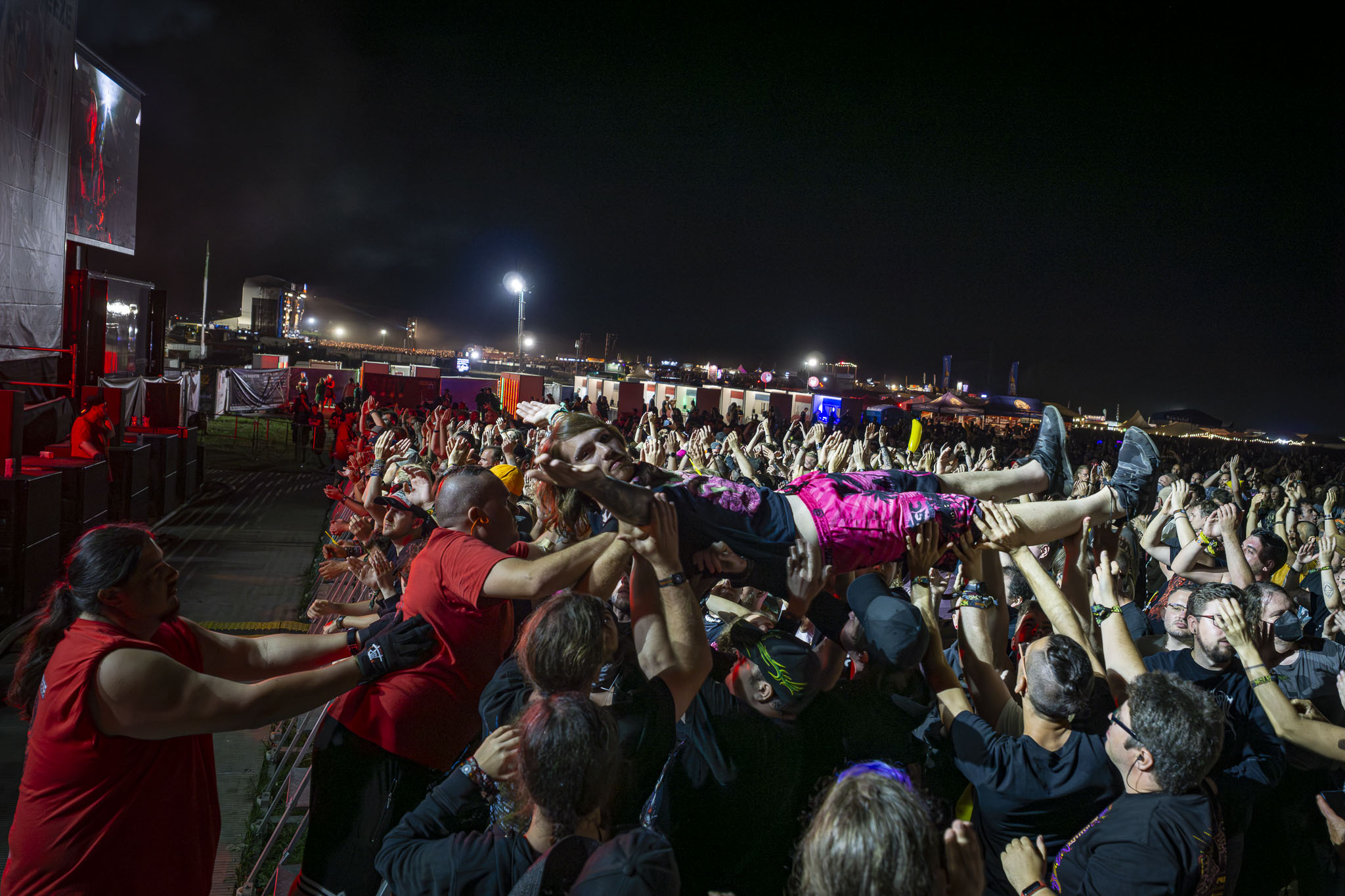 Bild vom Liveauftritt der Band Coldrain beim Summer Breeze 2025