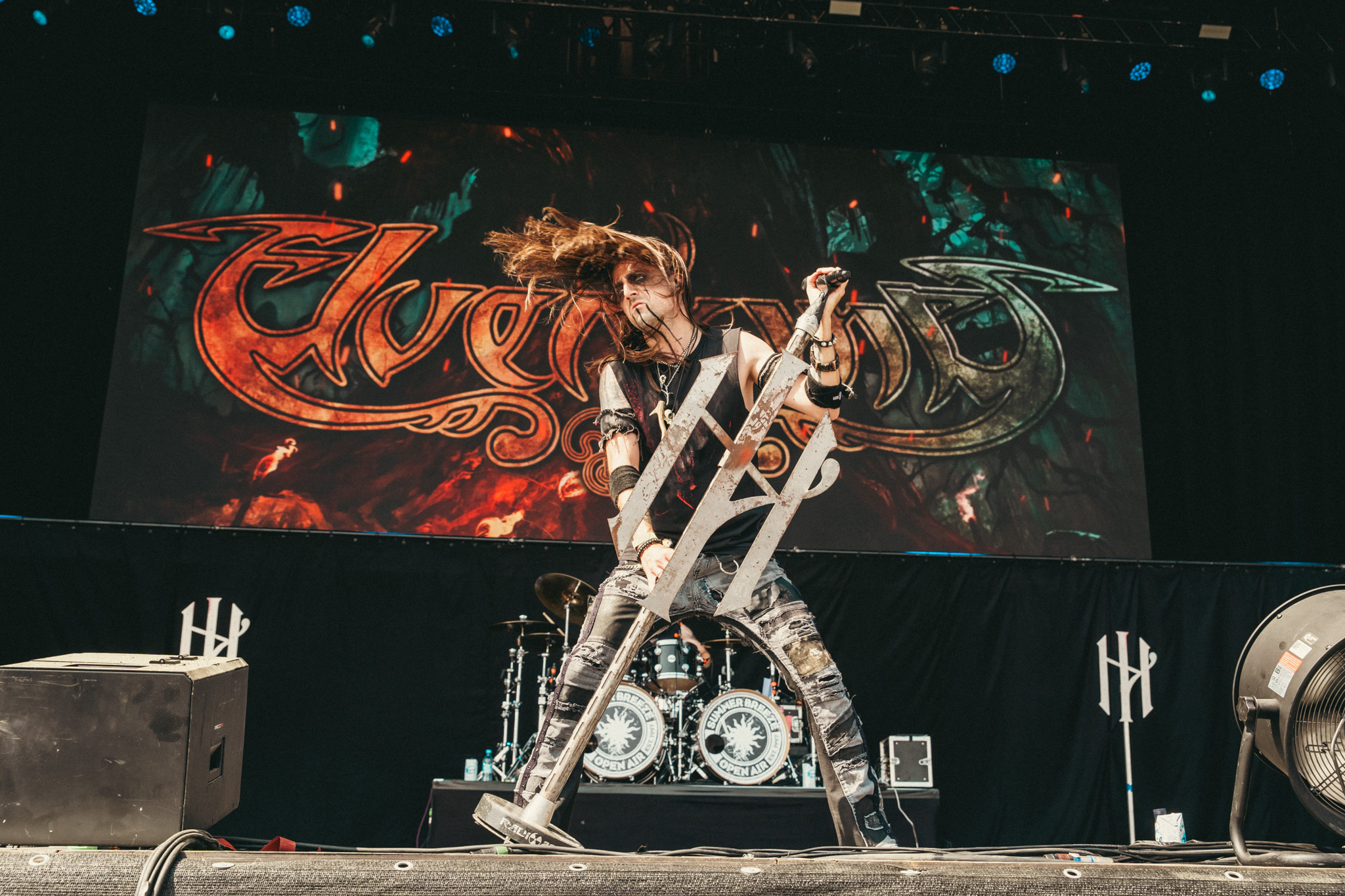 Bild vom Liveauftritt der Band Elvenking beim Summer Breeze 2025