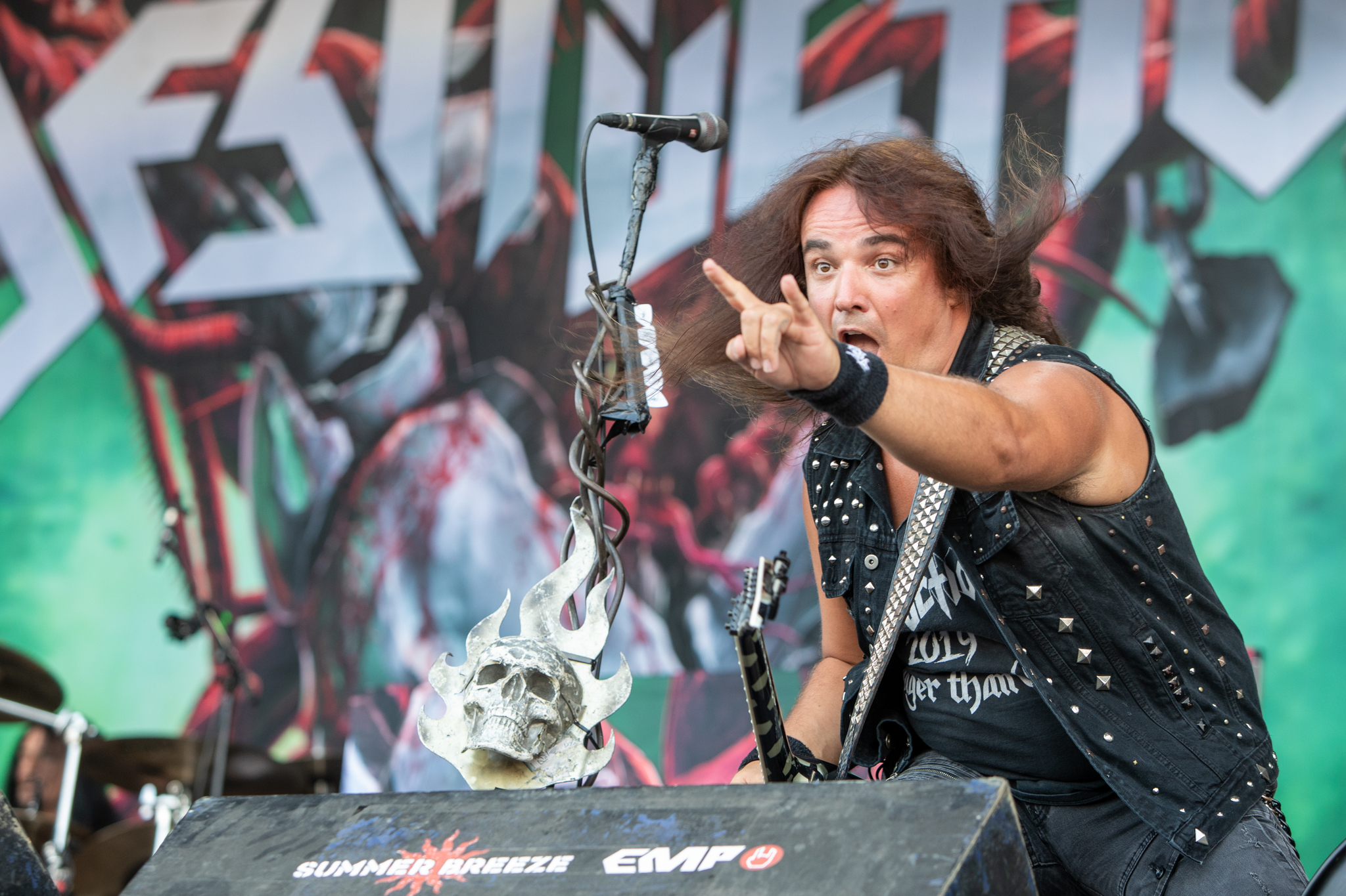 Bild vom Liveauftritt der Band Destruction beim Summer Breeze 2025