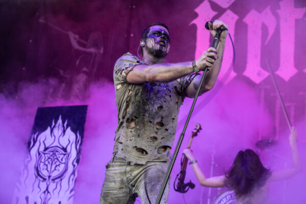 Bild vom Liveauftritt der Band Firtan beim Summer Breeze 2025