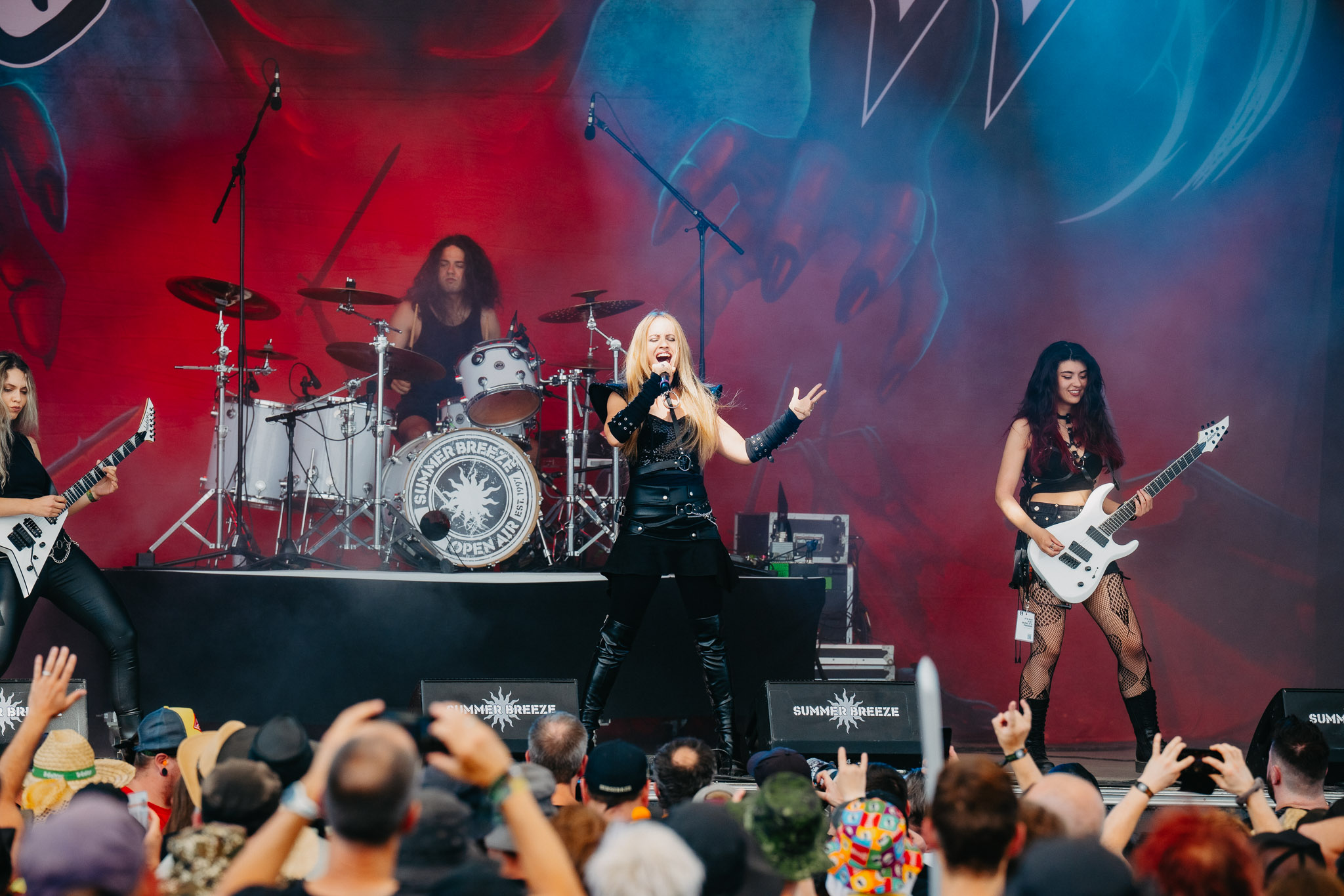 Bild vom Liveauftritt der Band Frozen Crown beim Summer Breeze 2025