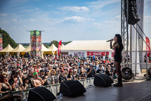 Bild vom Marsh Vocals Workshop mit Britta Görtz beim Summer Breeze 2025
