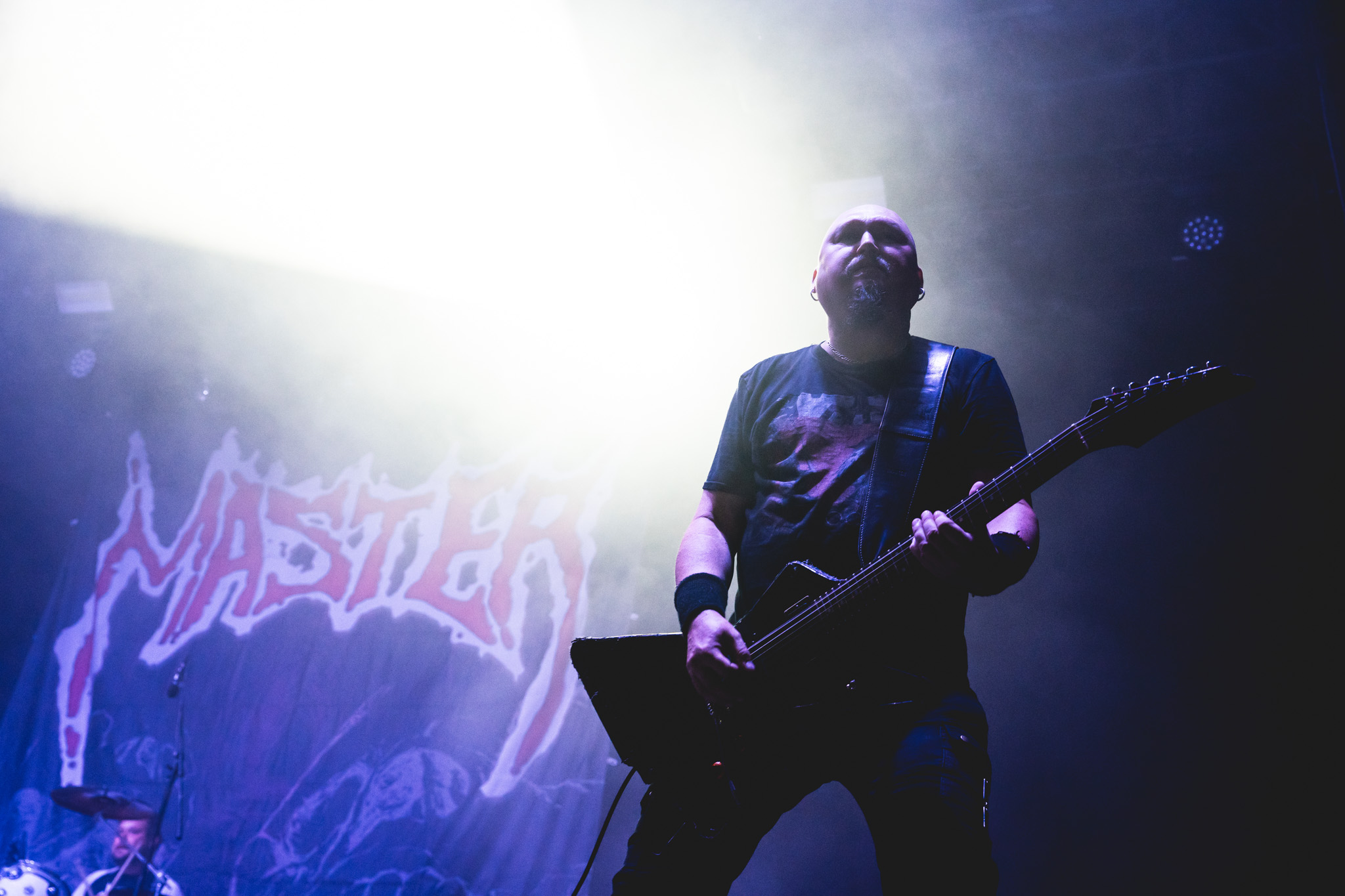 Bild vom Liveauftritt der Band Master beim Summer Breeze 2025