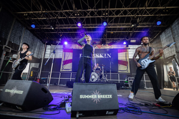 Bild vom Liveauftritt der Band Paleskin beim Summer Breeze 2025