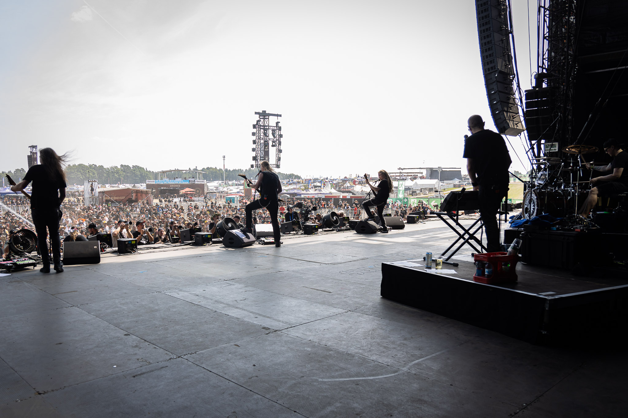 Bild vom Liveauftritt der Band Warmen beim Summer Breeze 2025