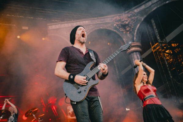 Bild vom Liveauftritt der Band Within Temptation beim Summer Breeze 2025