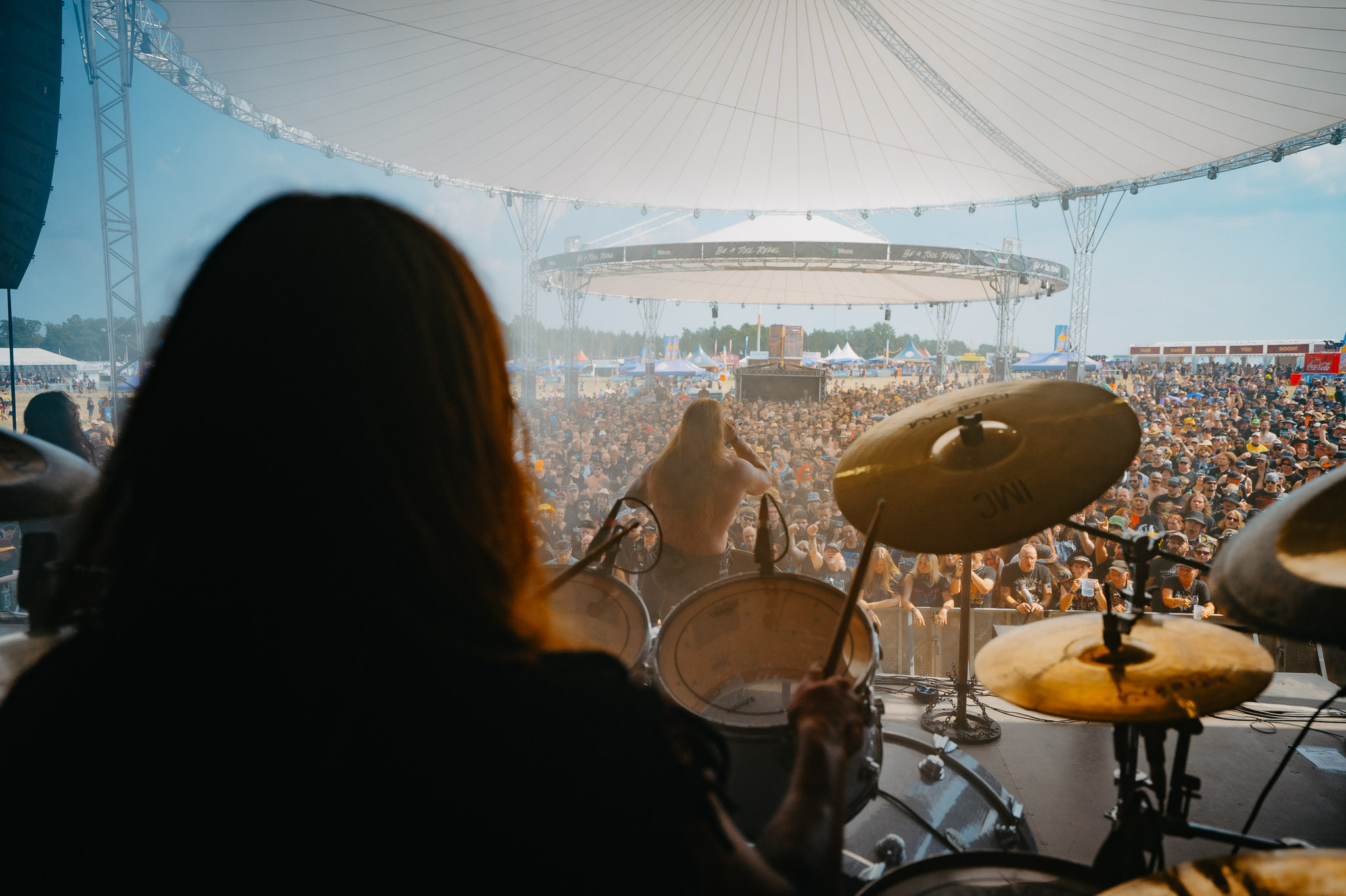 Bild vom Liveauftritt der Band Asenblut beim Summer Breeze 2025
