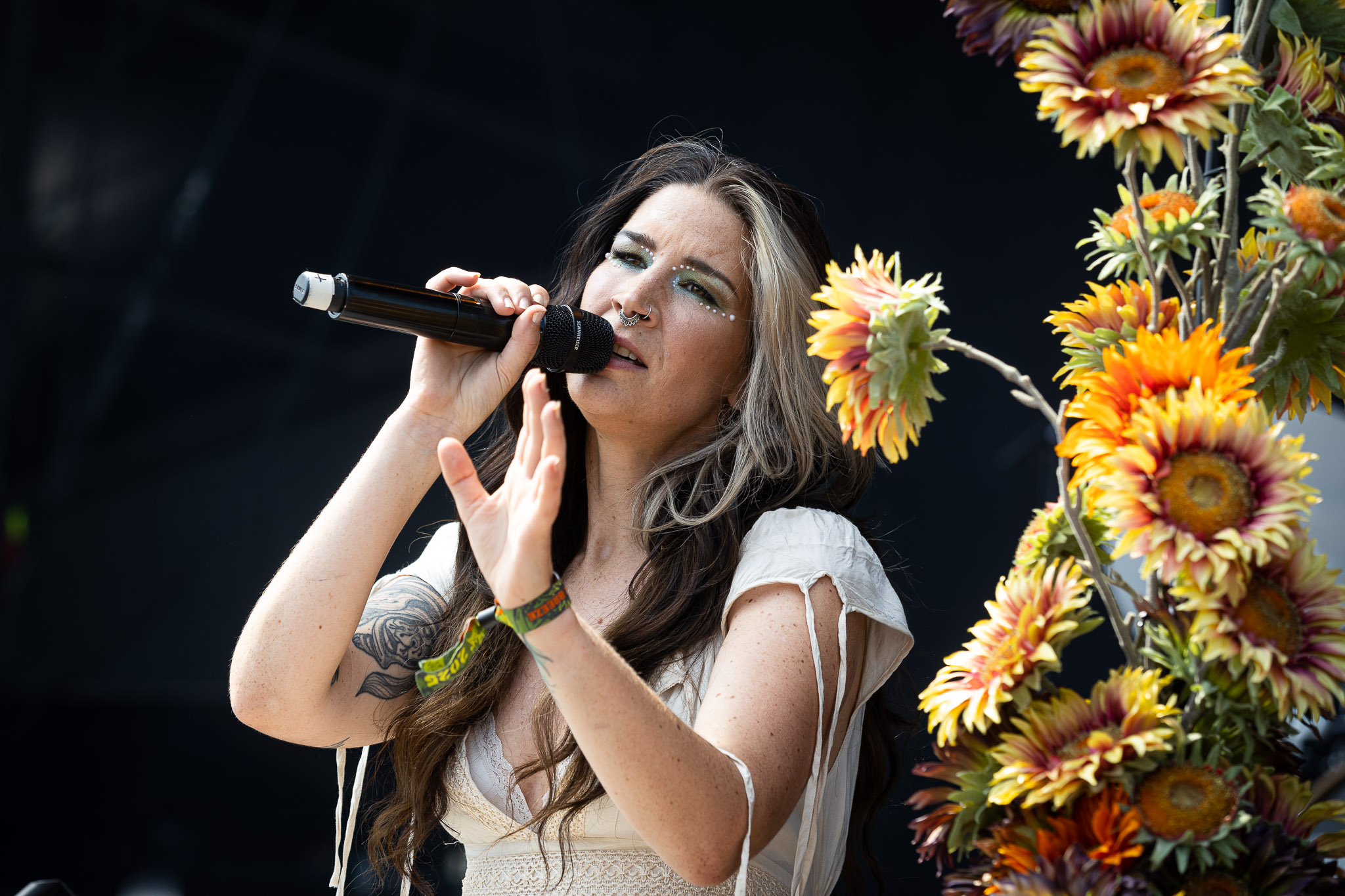 Bild vom Liveauftritt der Band Charlotte Wessels beim Summer Breeze 2025