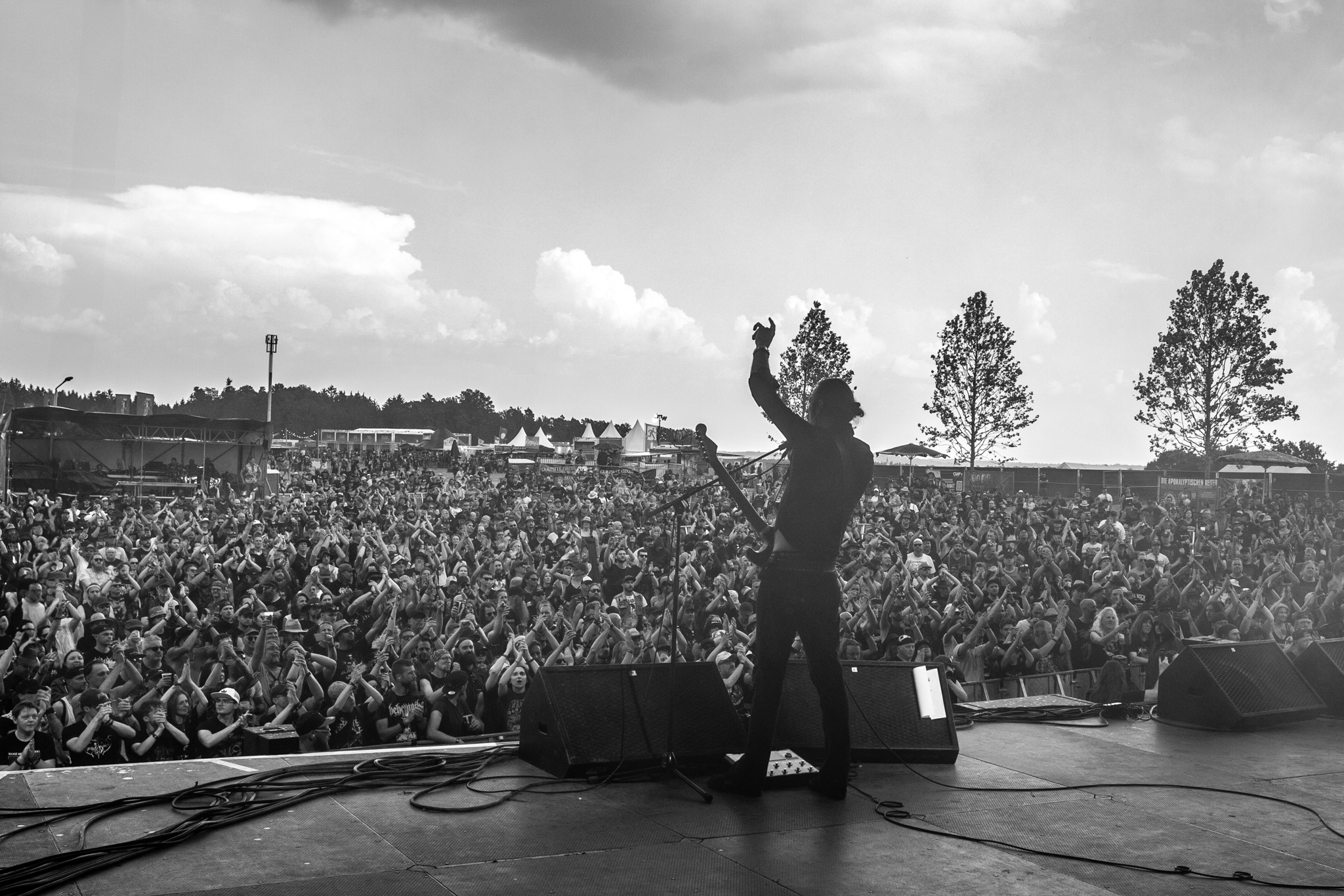 Bild vom Liveauftritt der Band Evergrey beim Summer Breeze 2025