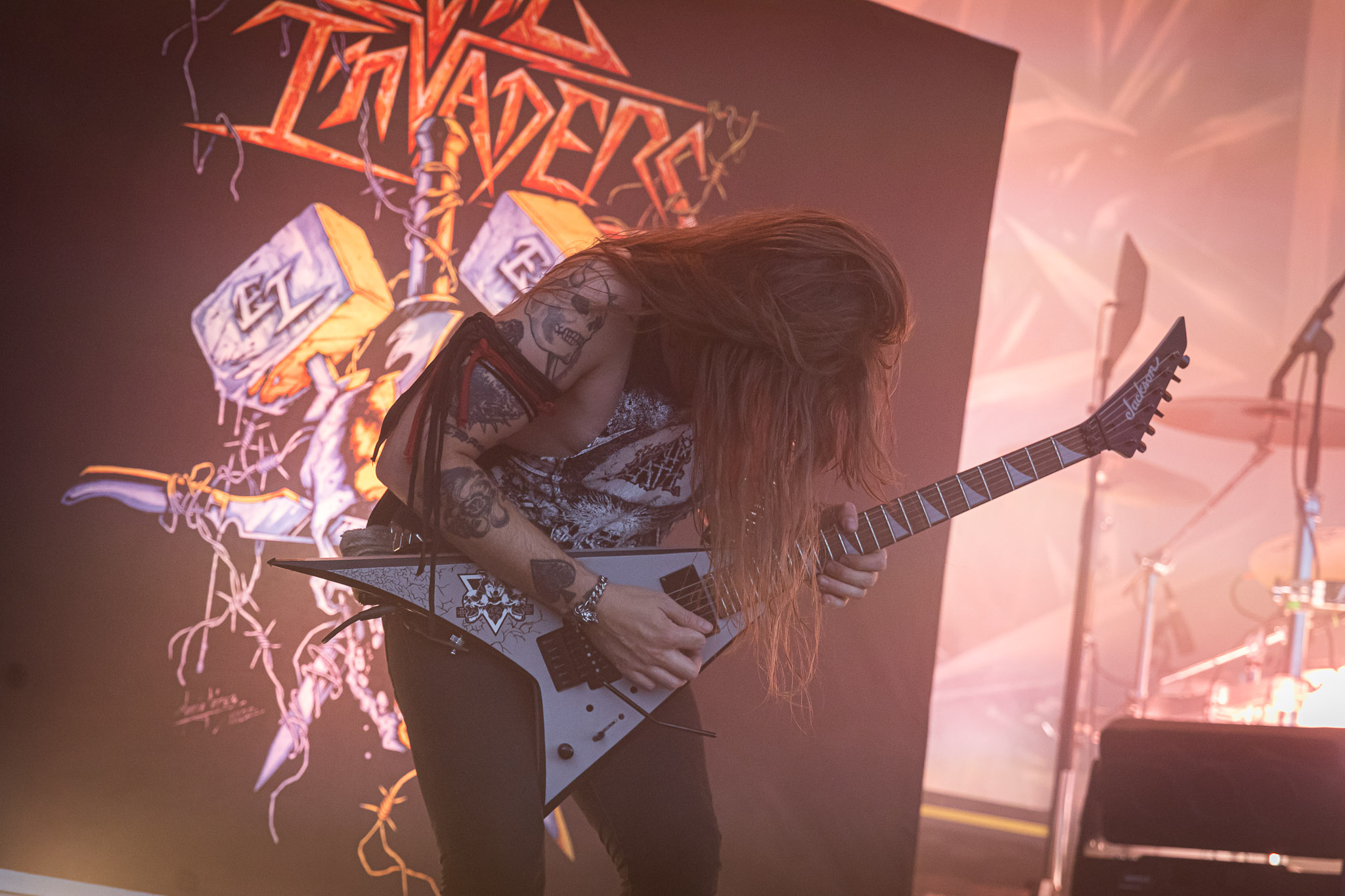 Bild vom Liveauftritt der Band Evil Invaders beim Summer Breeze 2025