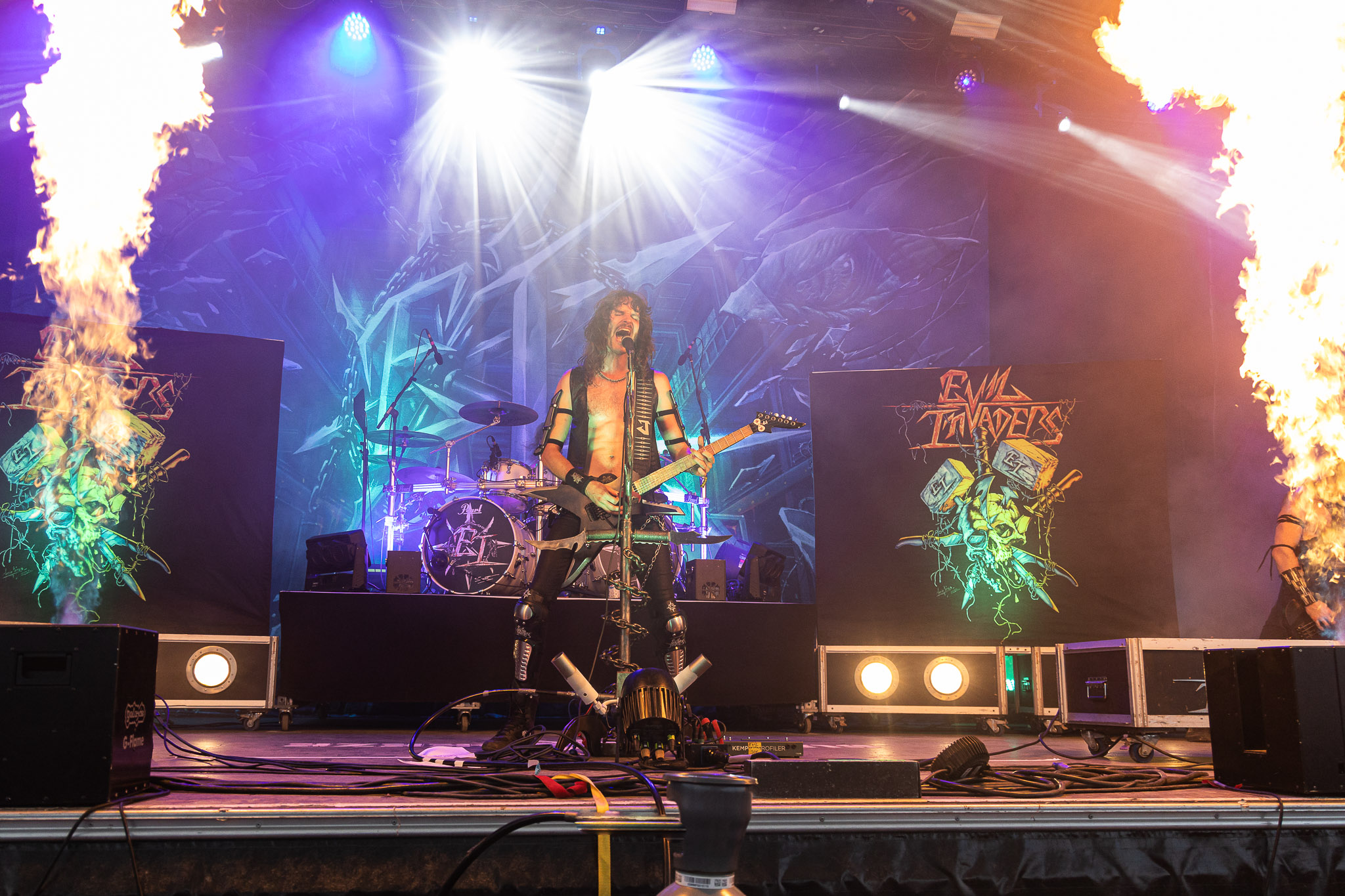 Bild vom Liveauftritt der Band Evil Invaders beim Summer Breeze 2025