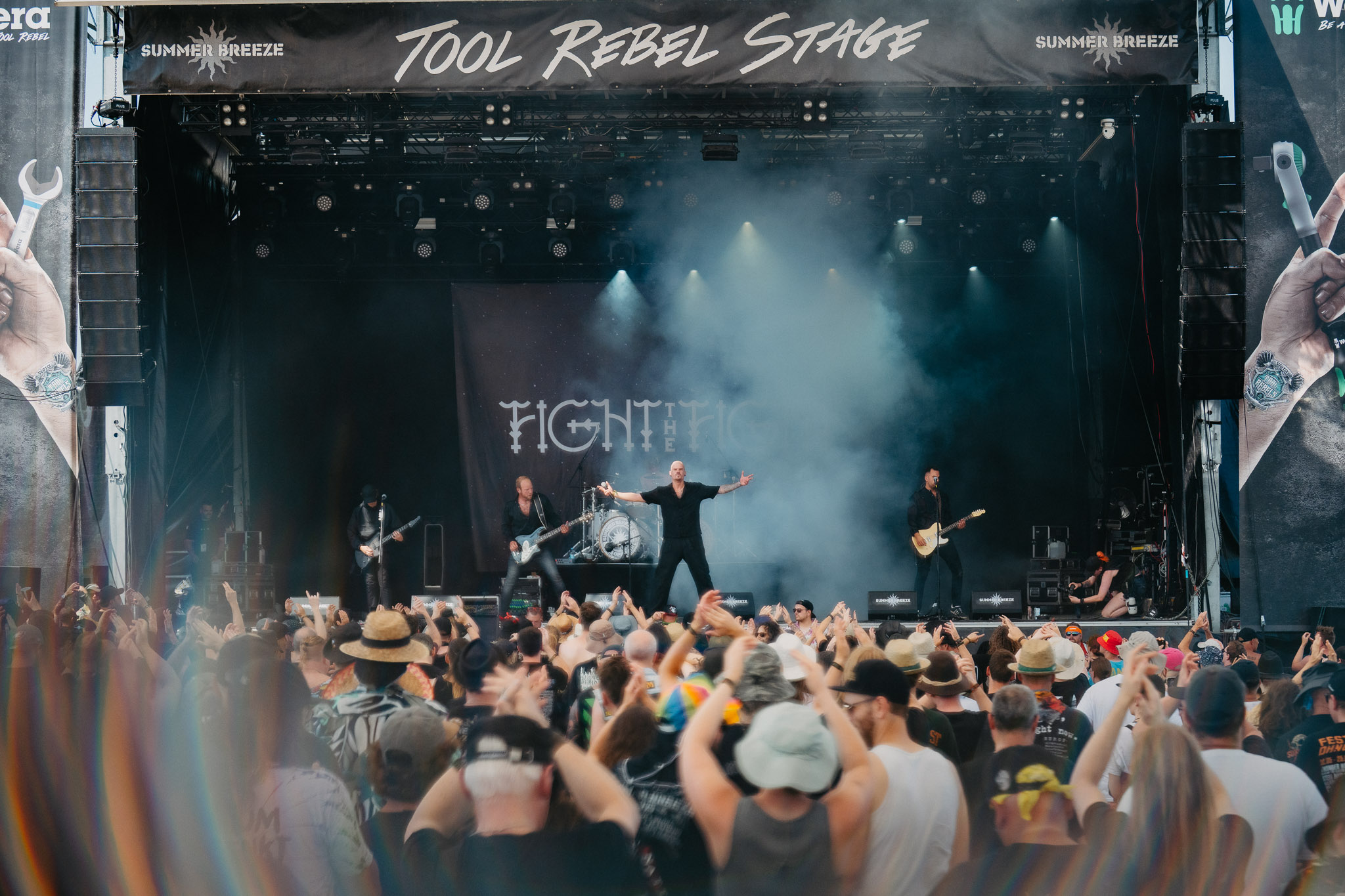 Bild vom Liveauftritt der Band Fight the Fight beim Summer Breeze 2025