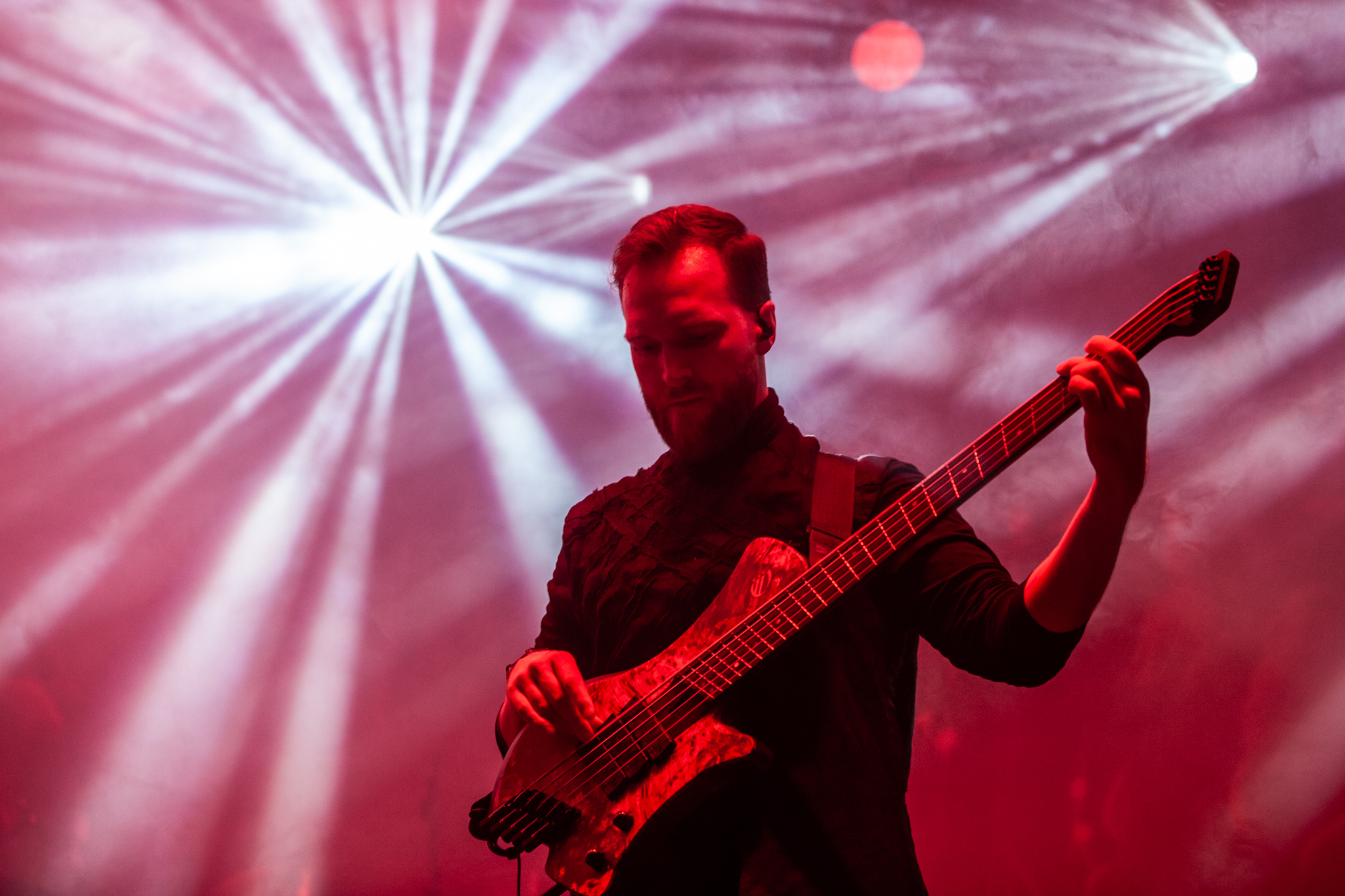 Bild vom Liveauftritt der Band Iotunn beim Summer Breeze 2025