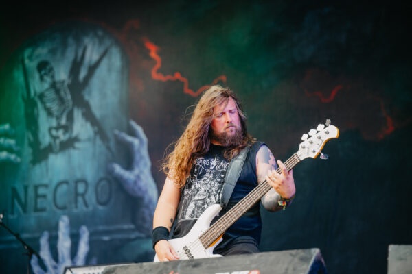 Bild vom Liveauftritt der Band LIK beim Summer Breeze 2025