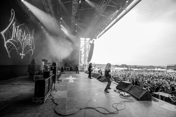 Bild vom Liveauftritt der Band Unleashed beim Summer Breeze 2025