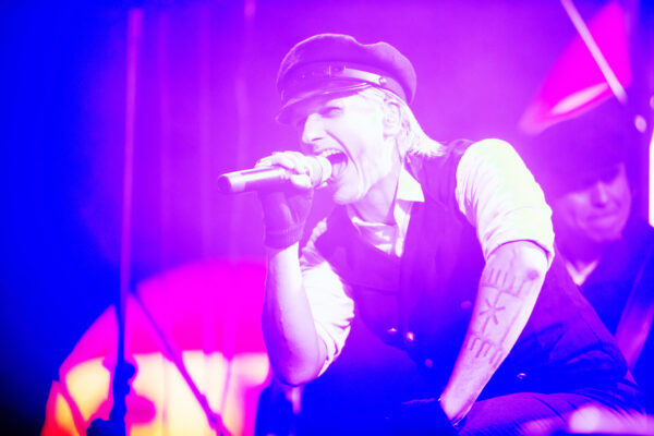 Bild vom Liveauftritt der Band Antrisch beim Summer Breeze 2025