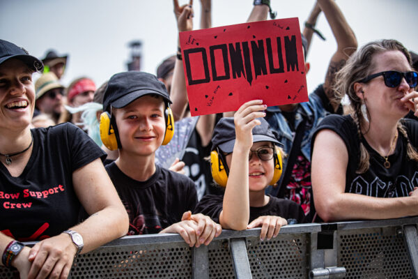 Bild vom Liveauftritt der Band Dominum beim Summer Breeze 2025