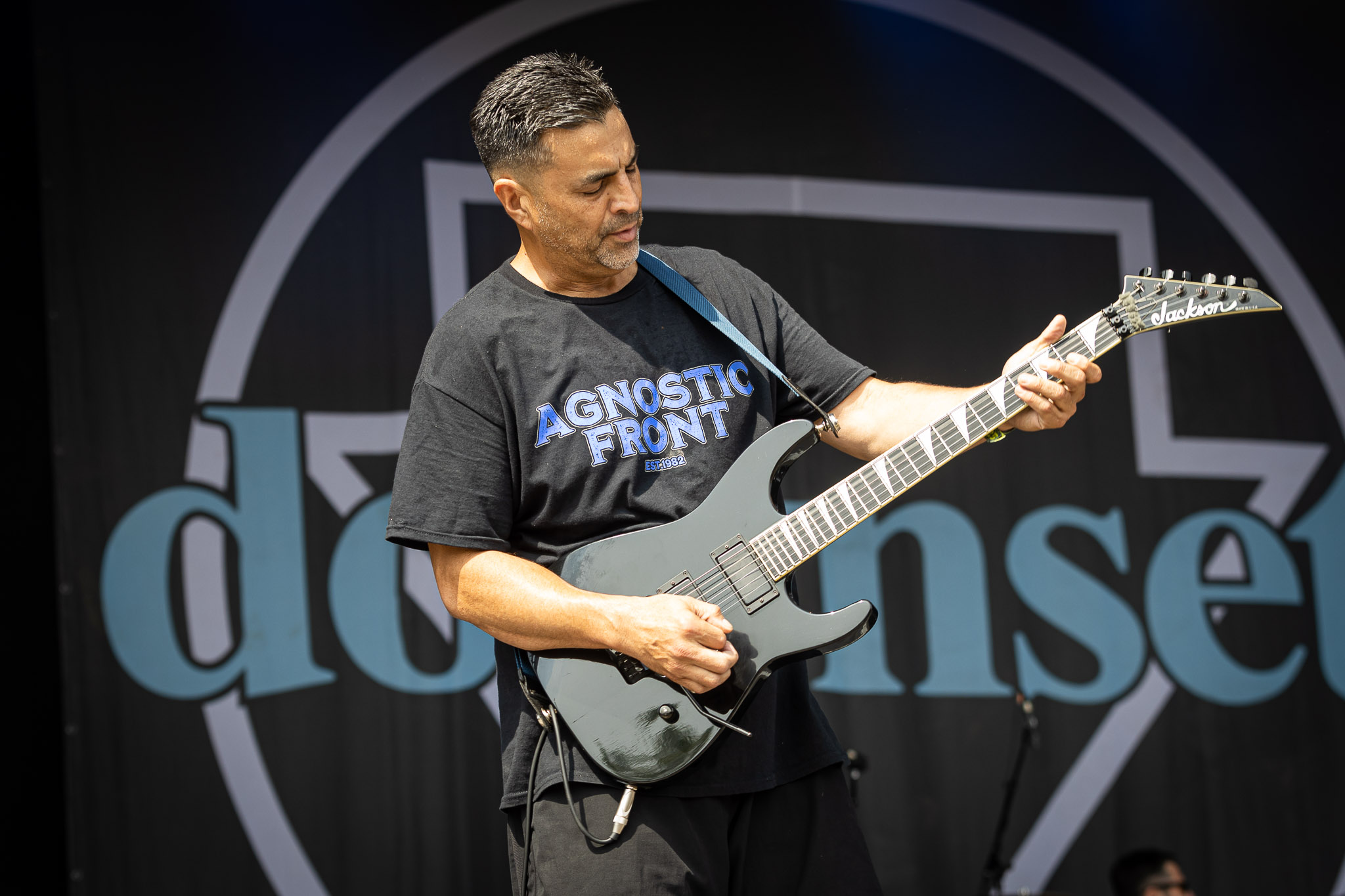 Bild vom Liveauftritt der Band Downset beim Summer Breeze 2025