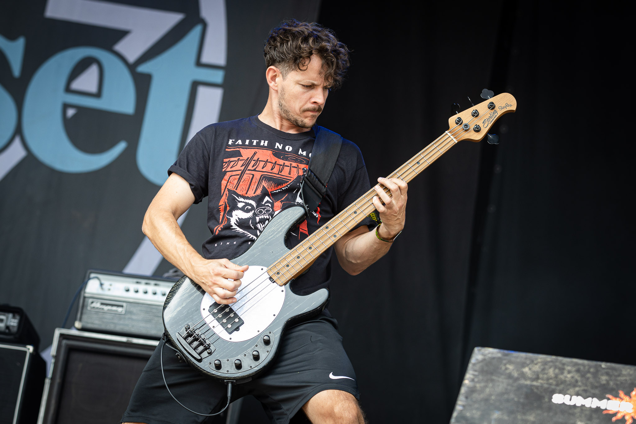 Bild vom Liveauftritt der Band Downset beim Summer Breeze 2025