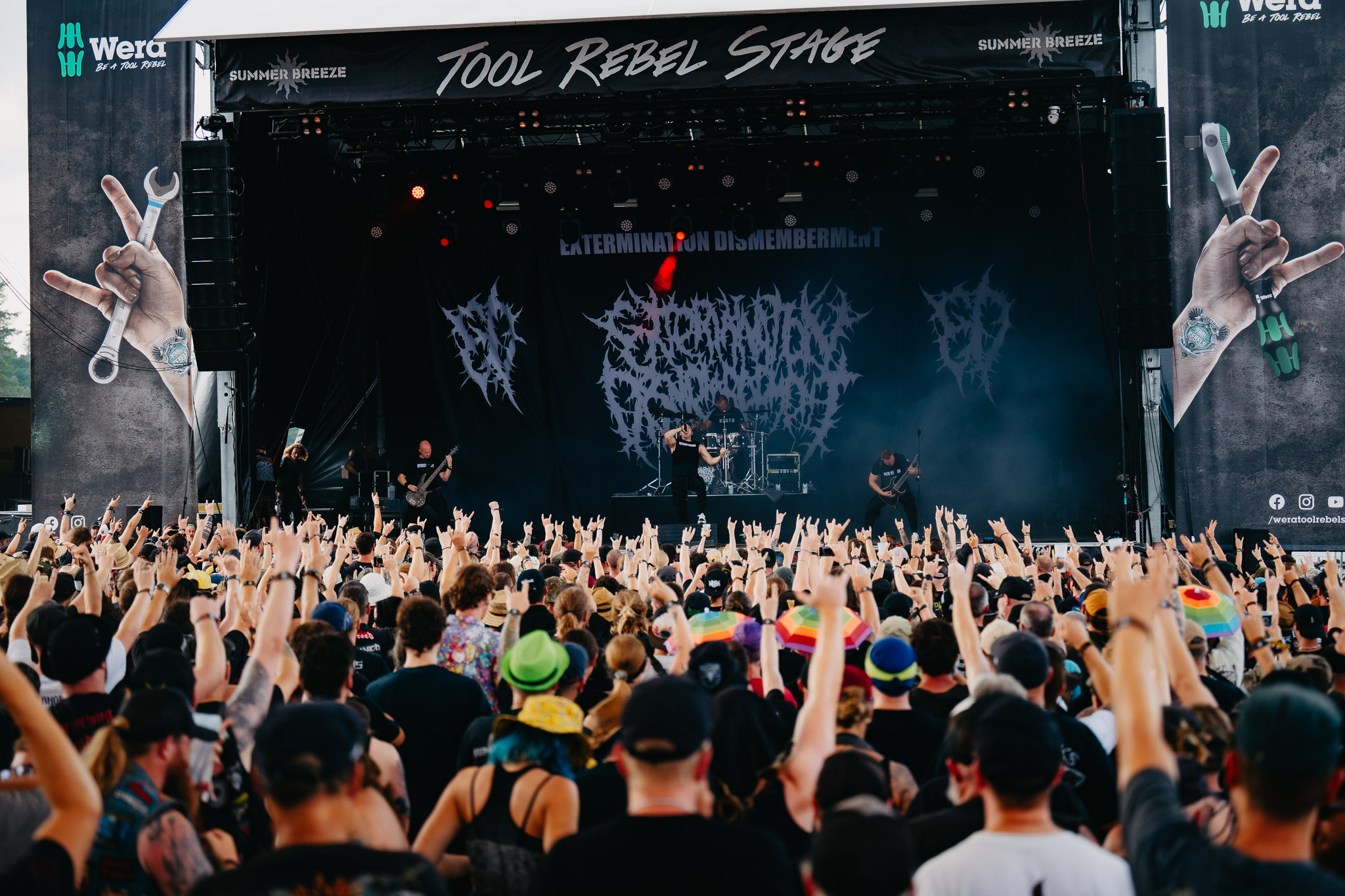 Bild vom Liveauftritt der Band Extermination Dismemberment beim Summer Breeze 2025