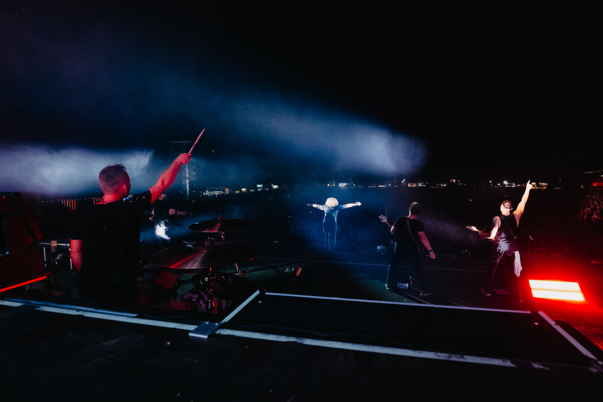 Bild vom Liveauftritt der Band Kissin´ Dynamite beim Summer Breeze 2025