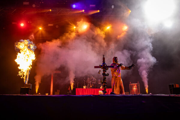 Bild vom Liveauftritt der Band non est deus beim Summer Breeze 2025