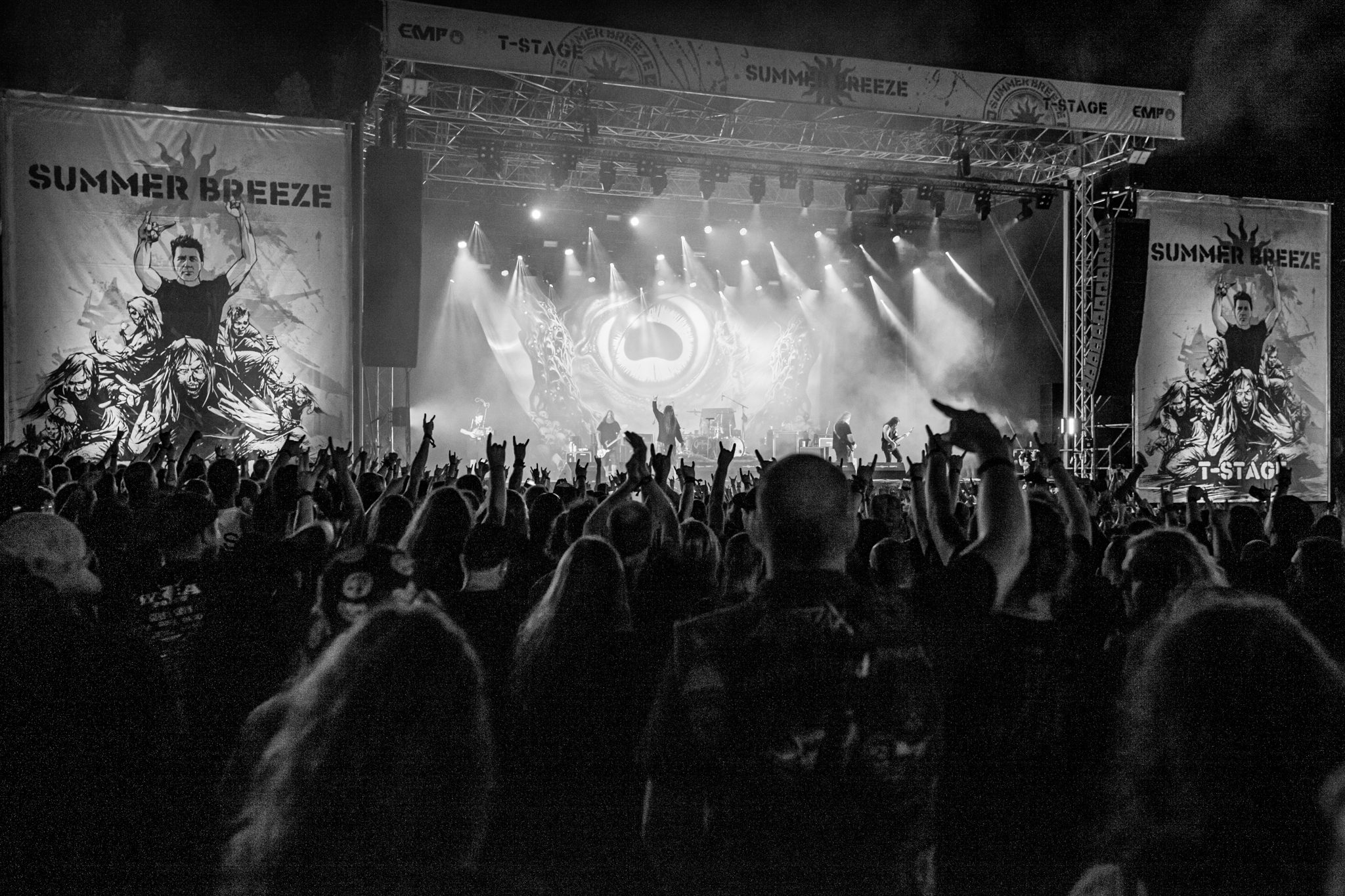 Bild vom Liveauftritt der Band Obituary beim Summer Breeze 2025